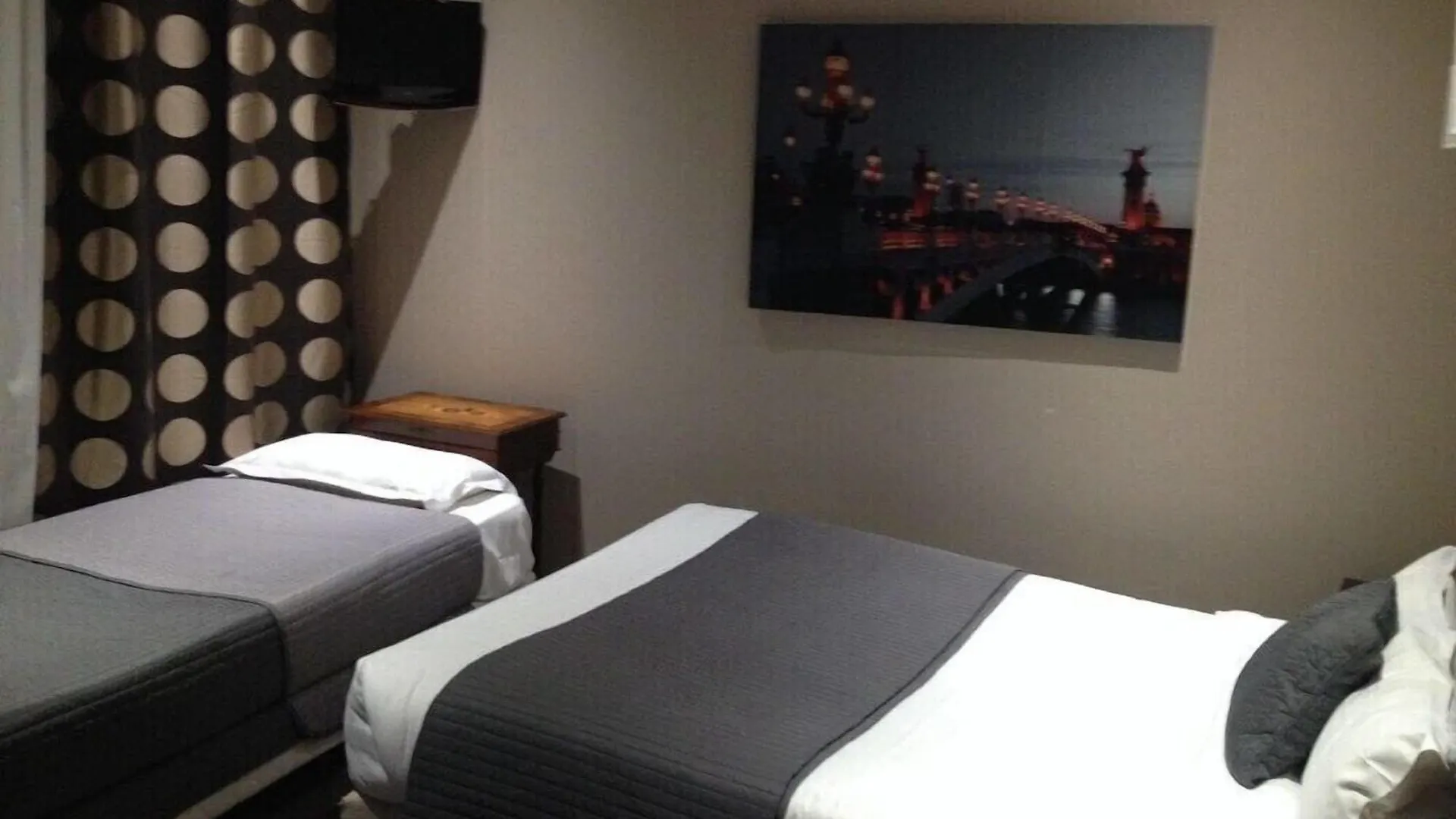 Cosy Monceau 2*